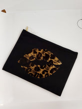 Load image into Gallery viewer, Make up bag &quot;CHEETAH&quot;